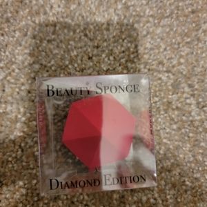 The Pink Makeup Box Diamond Edition Beauty Blender